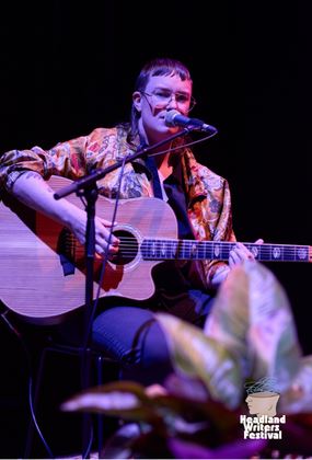 Live Music - Val Moogz